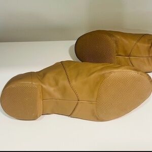 Bloch Jazz shoes girls size 5.5